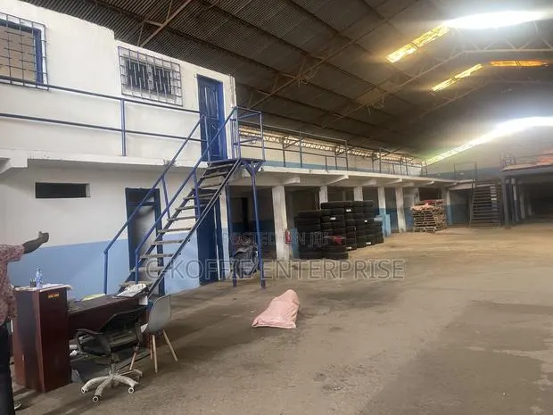 1000 SQM Warehouse at North Kaneshie Industrial Area 4 Tent · Photo 1