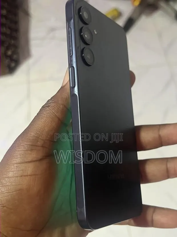 Samsung Galaxy A16 5G 128 GB Black · Photo 1