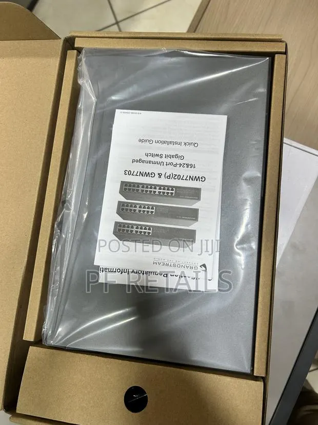 Grandstream 16 Port POE Switch GWN7702(P) · Photo 1