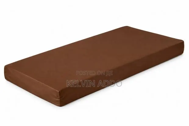 Hospital-Size Mattress · Photo 1