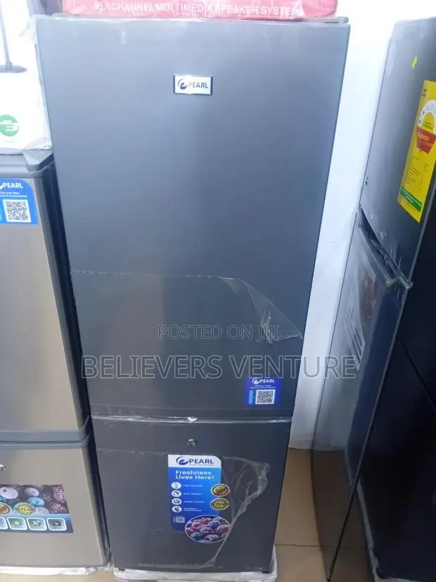 PEARL 157 Litres Chest Freezer With 1 Year Warranty · Photo 1
