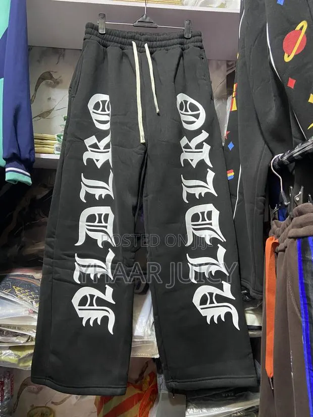 Black Jogger Pants · Photo 1