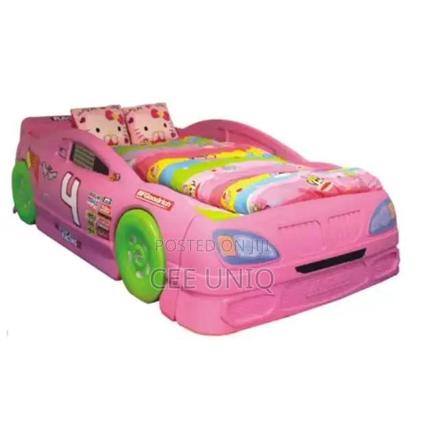 Elegance Toddler Wooden Car Type Bed for Kids · Photo 1