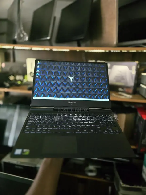 Lenovo Legion Y7000P IRX9 Gaming Laptop 16GB Intel Core i7 SSD 512GB · Photo 1