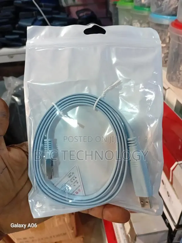 Console Cable Rj45 to USB Port · Photo 1