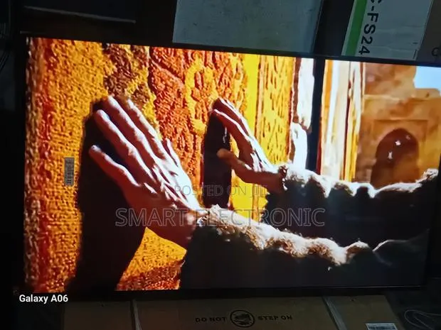 Samsung 43” Smart Led Tv – Vibrant Colors Smooth Viewing · Photo 1