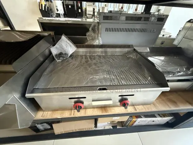 Commercial Stainless Steel Tabletop Gas Grill · Photo 1