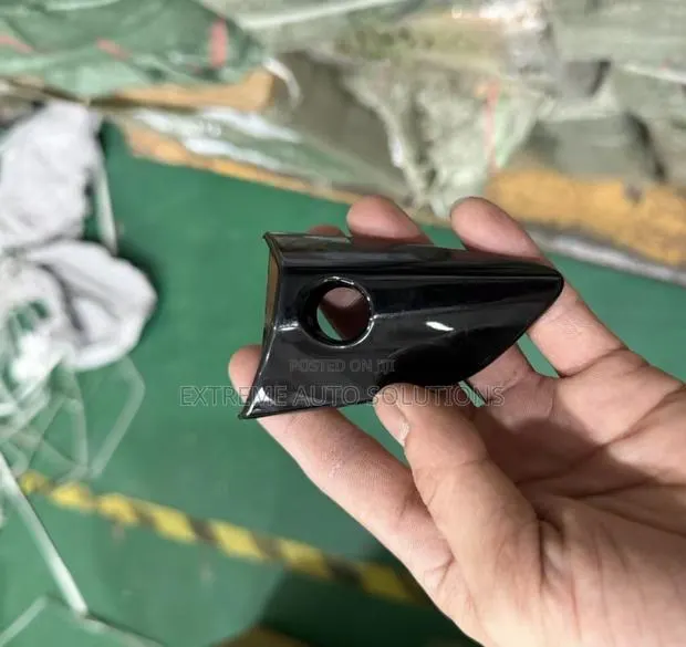 2021 Acura RDX F.L Door Handle Cup · Photo 1