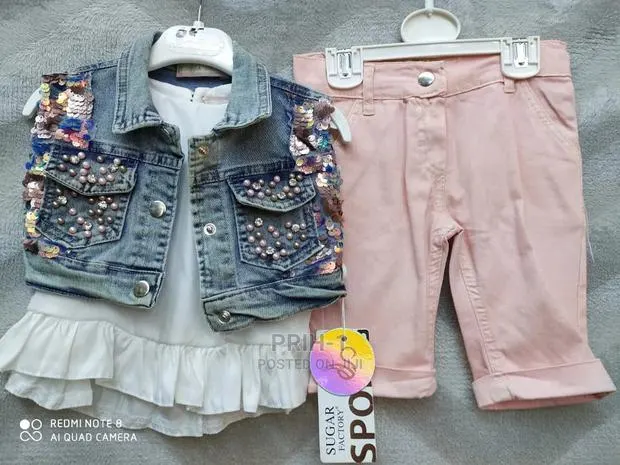 Kid Girl's Up And Down · Photo 1