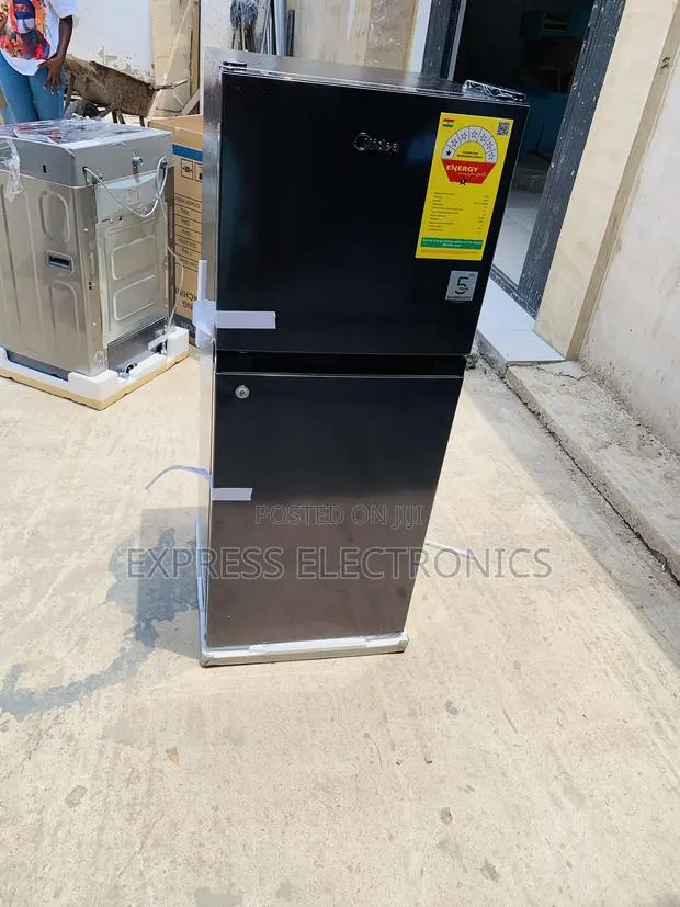 Beautiful Midea 127l Mdrt187 Top Freezer Fridge · Photo 1