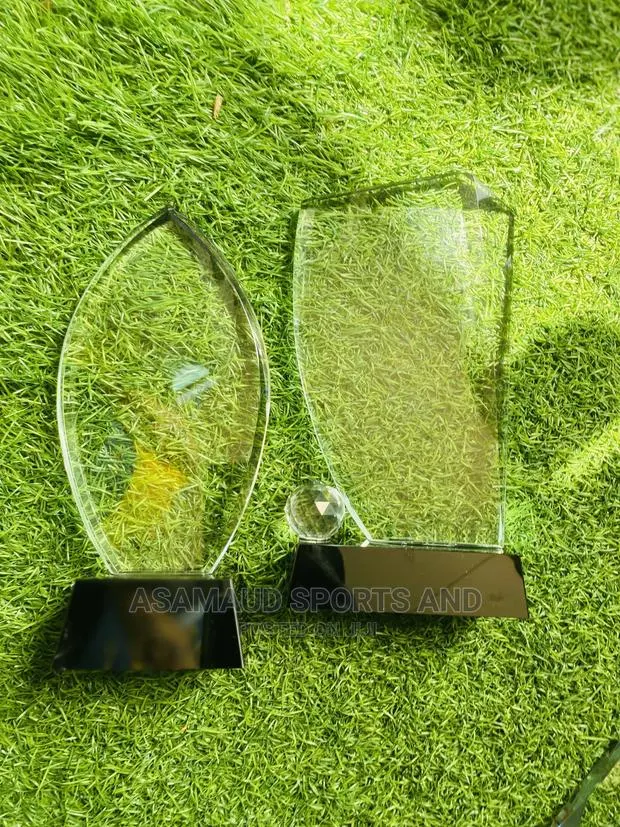 Original Award Plaques at Cool Price · Photo 1