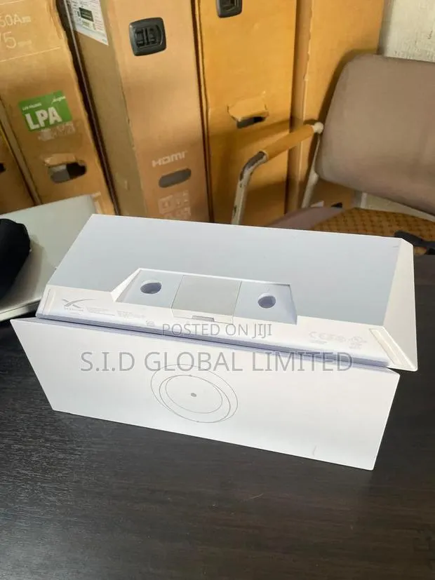 Starlink Compact High-Speed Router Replacement · Photo 1
