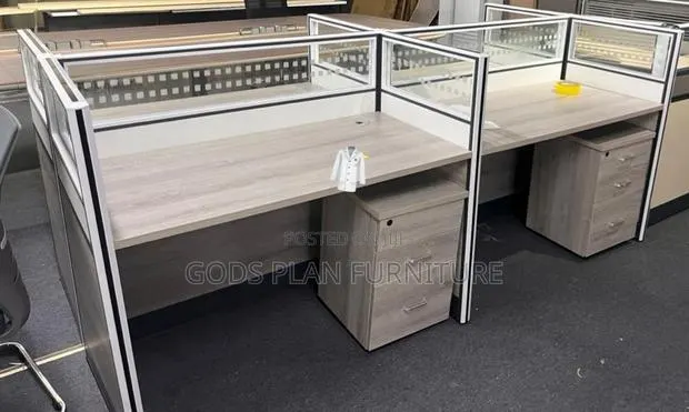 Workstation Four-Seater · Photo 1