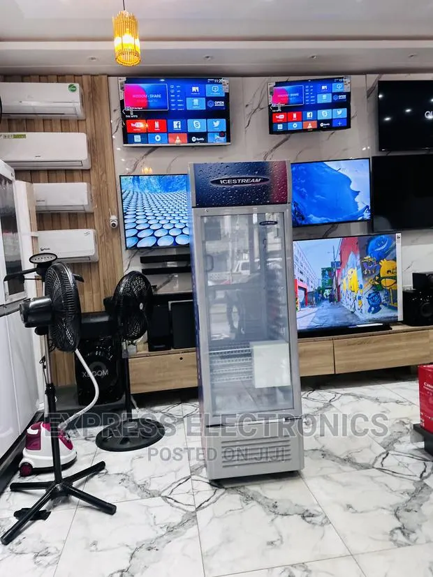 Eco Friendly Sleek UNI-250C 198LTRS Display Fridge · Photo 1