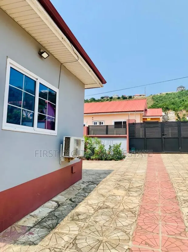 3bdrm House in First Digital Real, West Hills Mall Area for rent · Photo 1