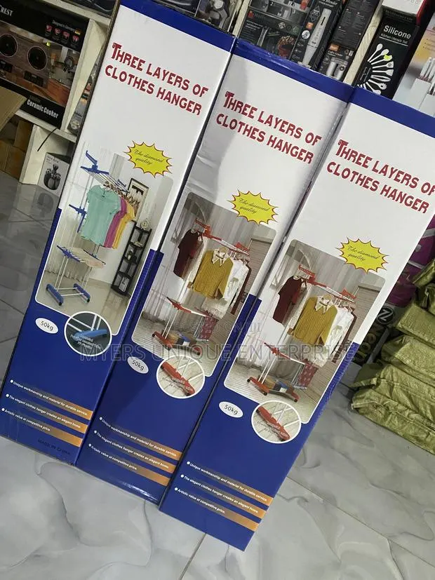 4 Tier Clothes Rack 50kg-Fold+Roll · Photo 1