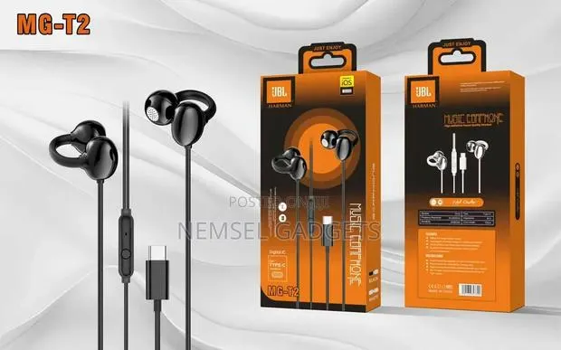 Quality Wired Earphones · Photo 1