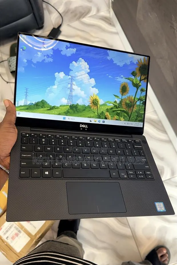 Laptop Dell XPS 13 8GB Intel Core i7 SSD 256GB · Photo 1
