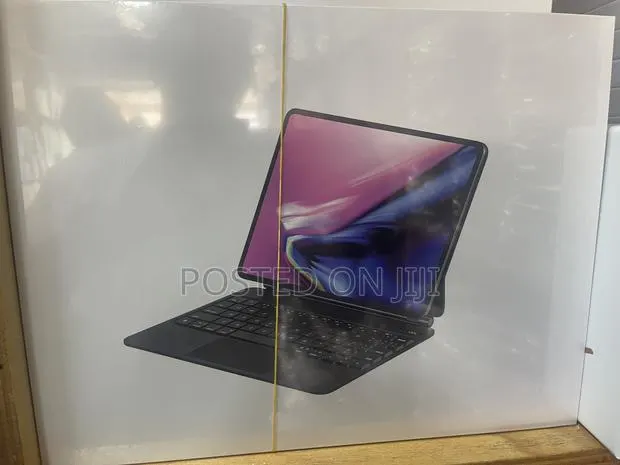 iPad Pro13,/ Air 13, (M4) (M3) 2024 Magic Keyboard Case · Photo 1