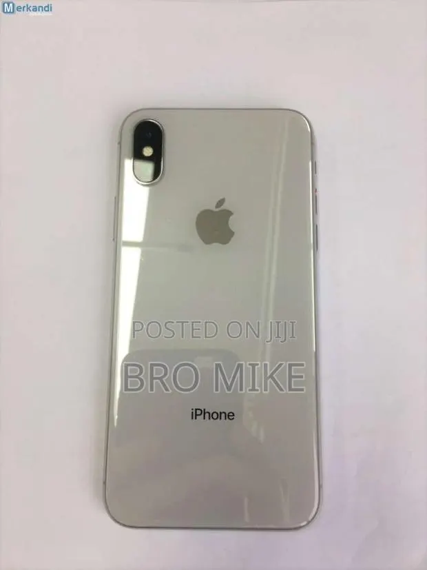 Apple iPhone X 256 GB White · Photo 1