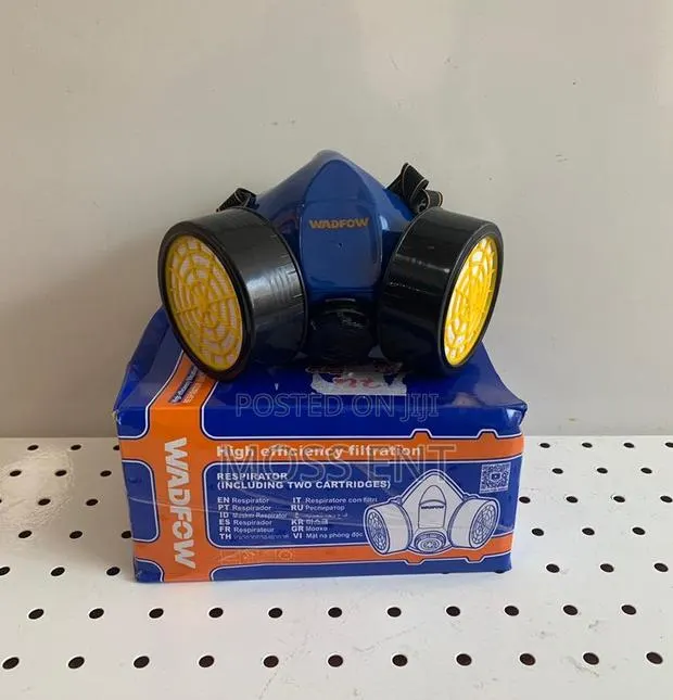 Respirator(Including Two Cartridges) - Wrj2502 · Photo 1
