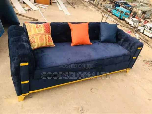 Girl Friend Sofa Couch With Free Delivery · Photo 1