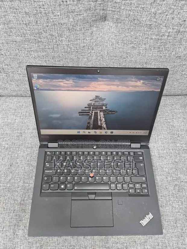 Laptop Lenovo ThinkPad L13 Yoga 8GB Intel Core i5 SSD 256GB · Photo 1