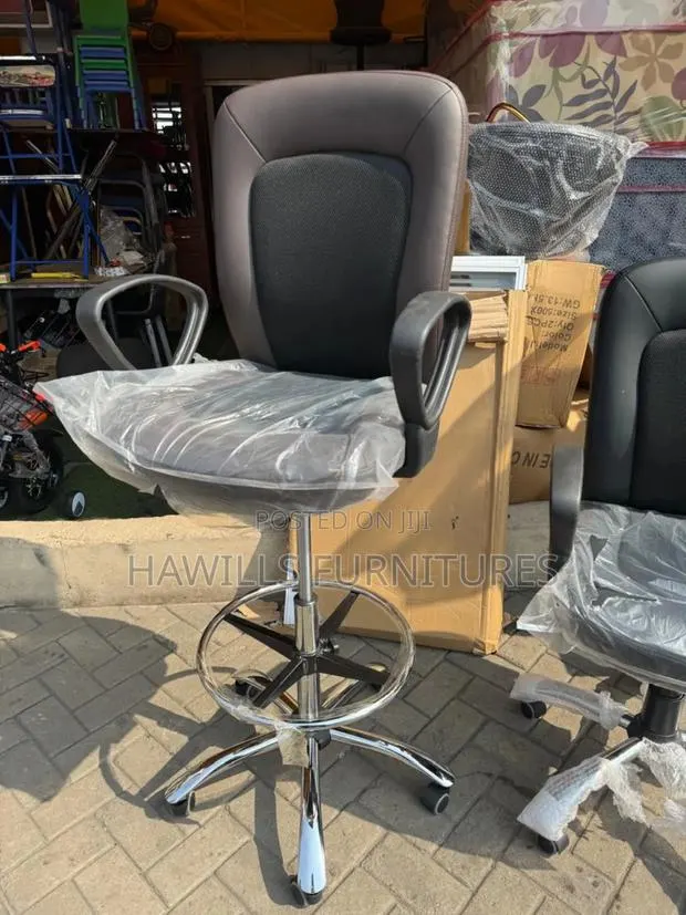 Laboratory Task Chair · Photo 1