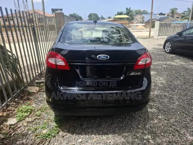 Ford Fiesta S 2011 Black · Photo 3