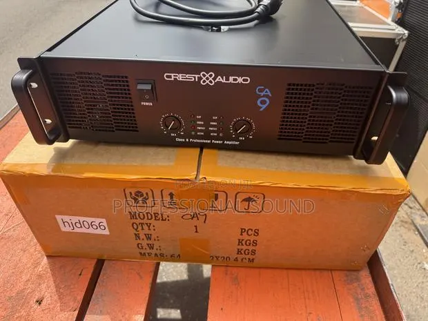 Crest Audio Ca 9 Professional Power Amplifier. · Photo 1