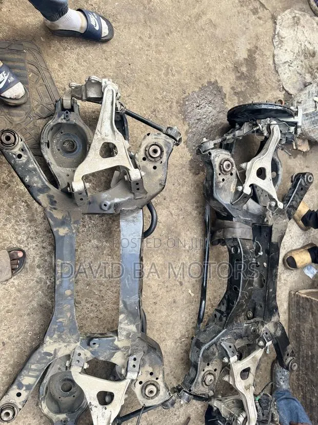 Mitsubishi Outlander 2023 Back Axel Complete Available · Photo 1