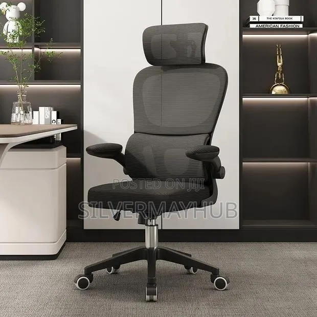 Swivel Chair · Photo 1