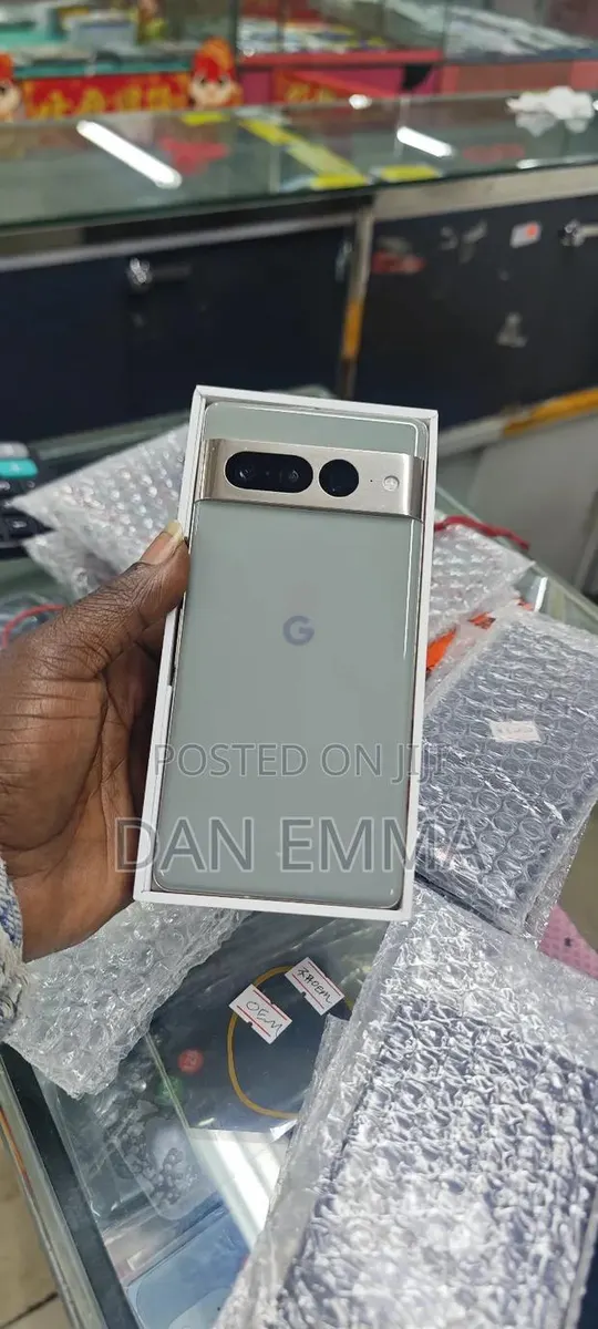 New Google Pixel 7 Pro 128 GB Gray · Photo 1