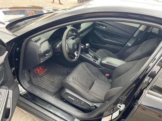Honda Accord 2023 Black · Photo 1