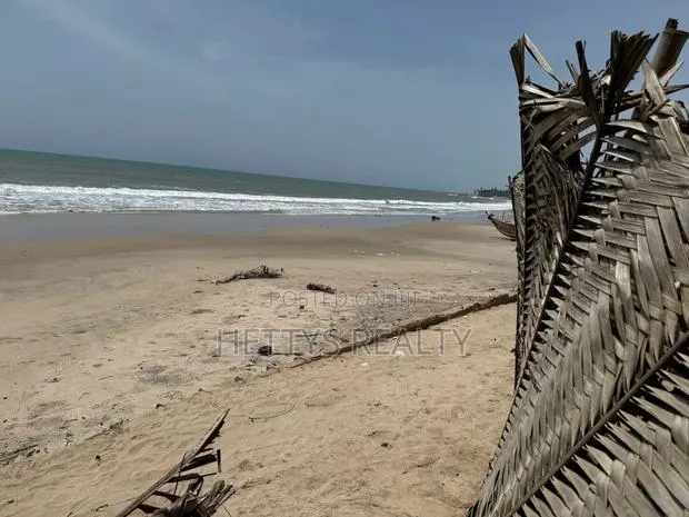 Beach View Land for Sale at Kokrobite · Photo 1
