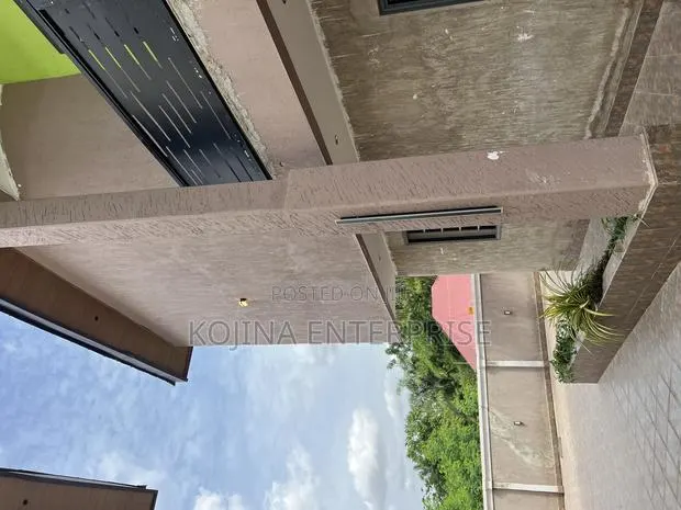 Furnished 3bdrm Townhouse/Terrace in Diamond Hills, Kumasi Metropolitan · Photo 1