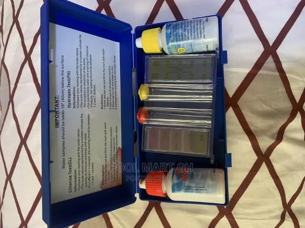 Swimming Pool Test Kit · Photo 1