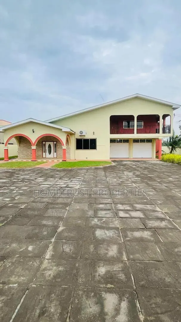 6bdrm Duplex in Haatso Westland, Antis for rent · Photo 1