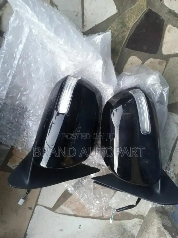 Toyota Tacoma Mirror 2008 Pair · Photo 1