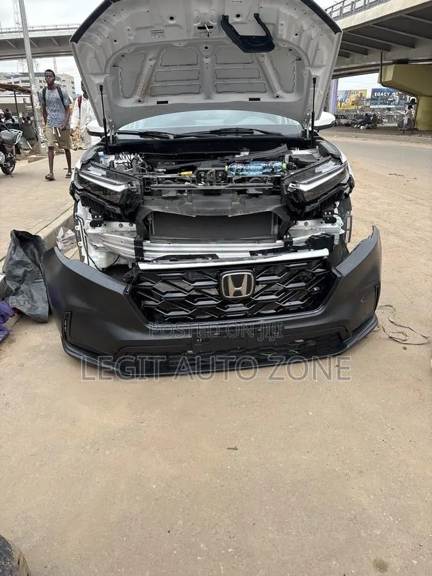Honda CRV 2023,2024,2025, Front Bumper Complete · Photo 1