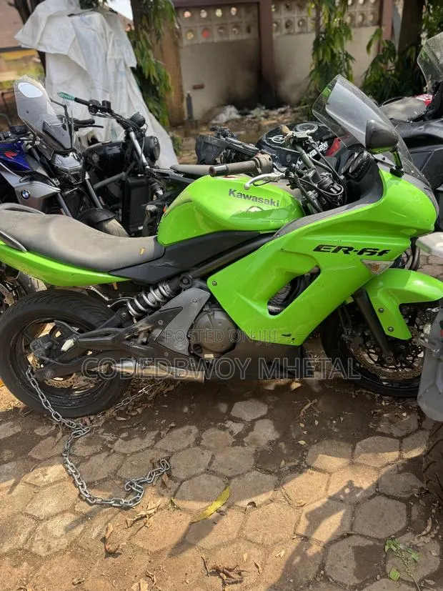 Kawasaki Ninja 650 2011 Green · Photo 1