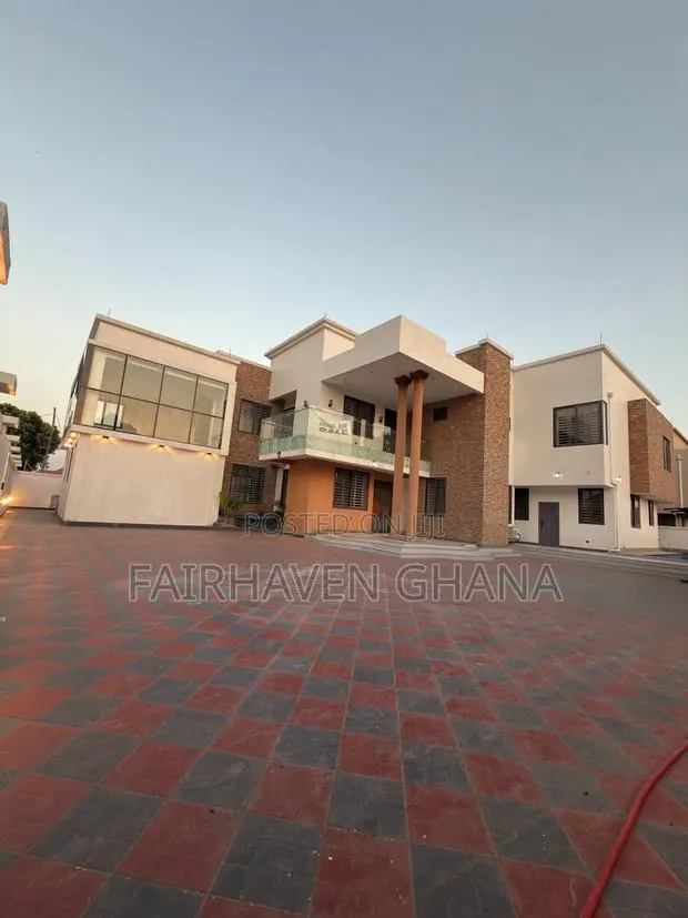 Furnished 5bdrm Apartment in Fairhaven, East Legon for sale · Photo 1