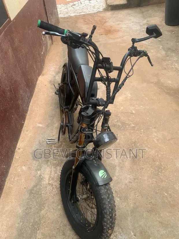 Motorcycle 2024 Black · Photo 1