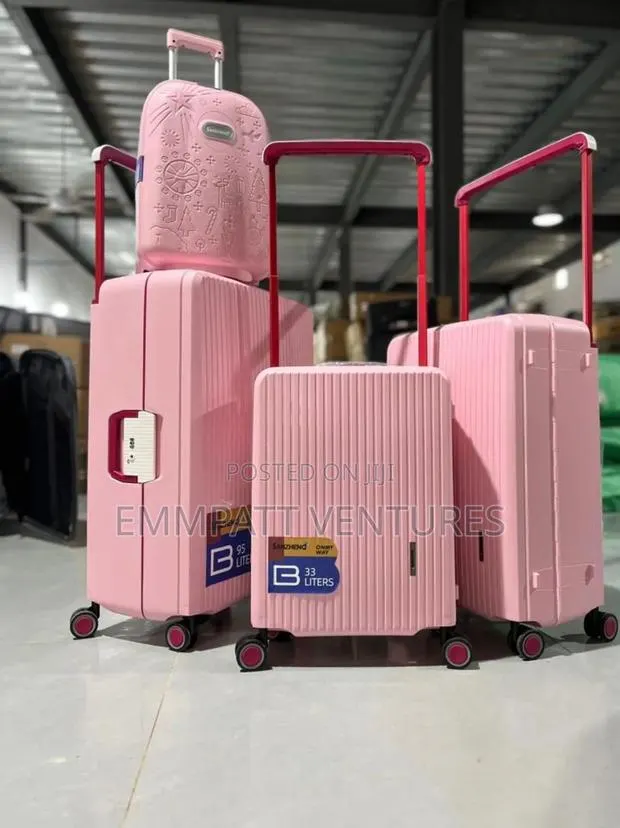 Classic International Luggage Bag Set · Photo 2