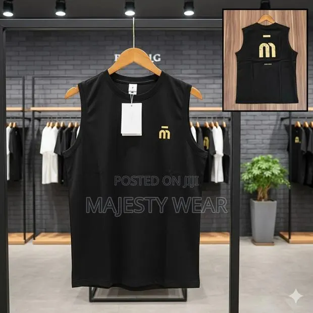 Sleeveless Casual Round Neck T-Shirt · Photo 1