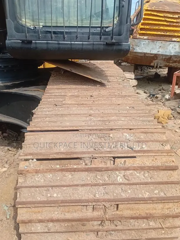 Used Excavator for Sale - Sany 215C · Photo 2