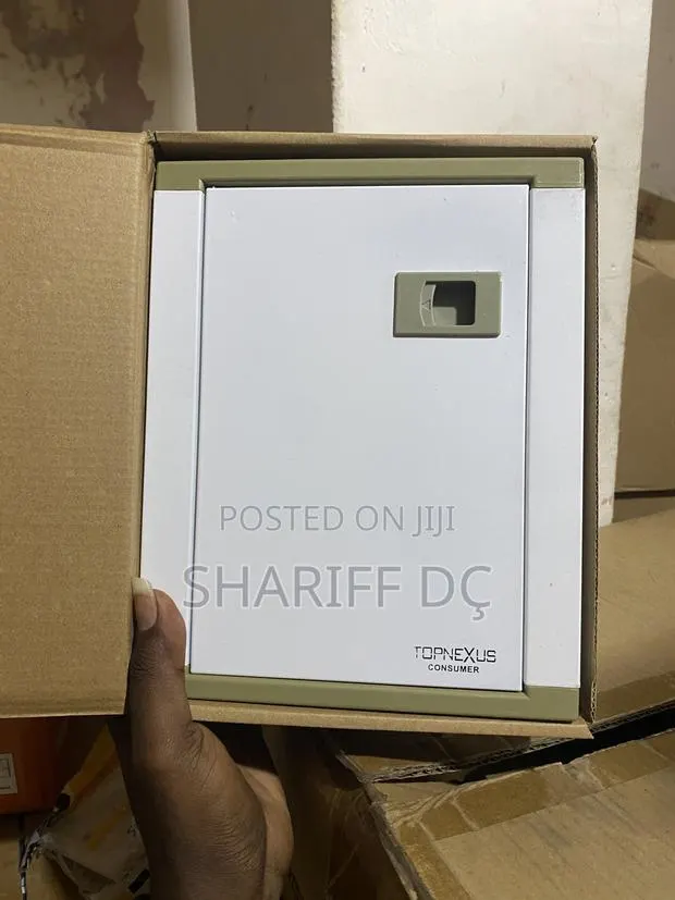 Distribution Board/ Main Switch 4way · Photo 1