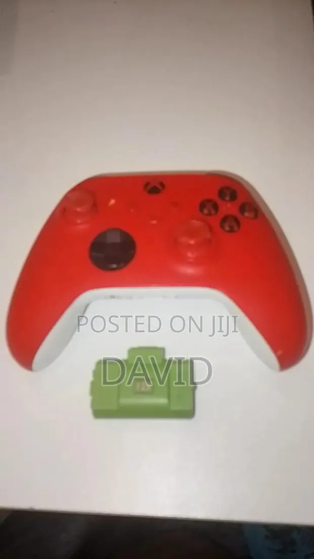 Xbox One S Controller · Photo 1