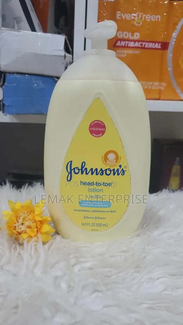 Johnson's Head-to-Toe Lotion (500ml) · Photo 1