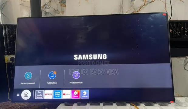 Samsung Qled 75 Inches · Photo 1